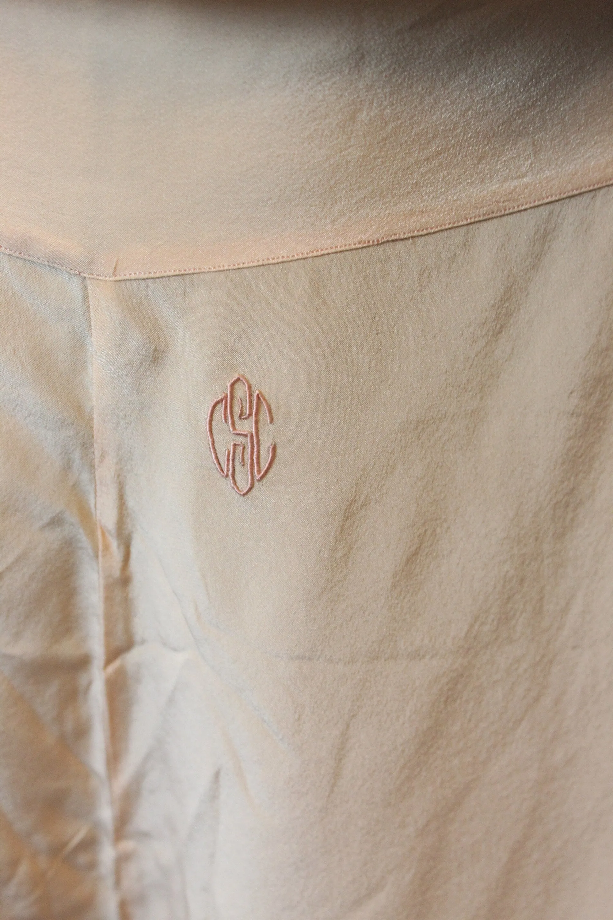1930s PEACH silk TAP SHORTS scallop hem small | new spring