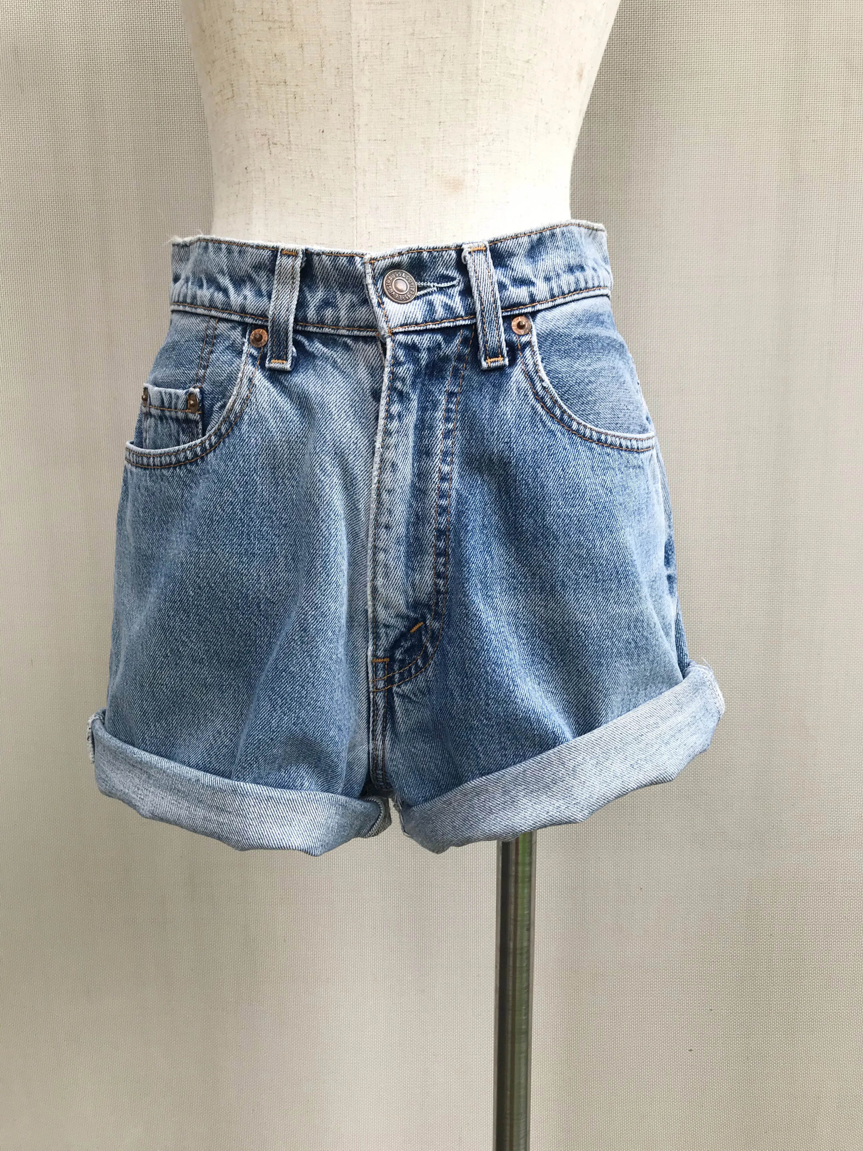 80s Classic Levi Strauss High Rise Acid-Wash Cropped Denim Shorts