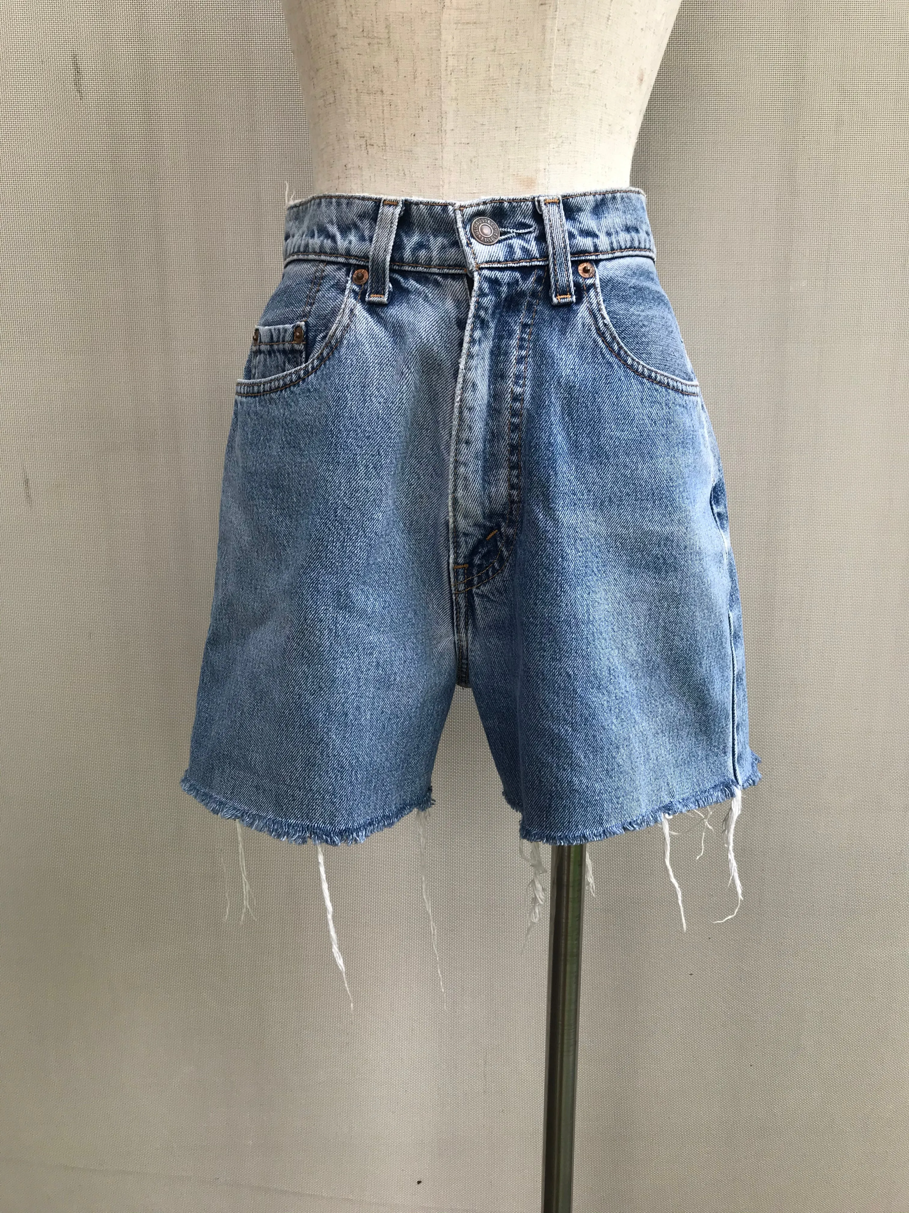 80s Classic Levi Strauss High Rise Acid-Wash Cropped Denim Shorts