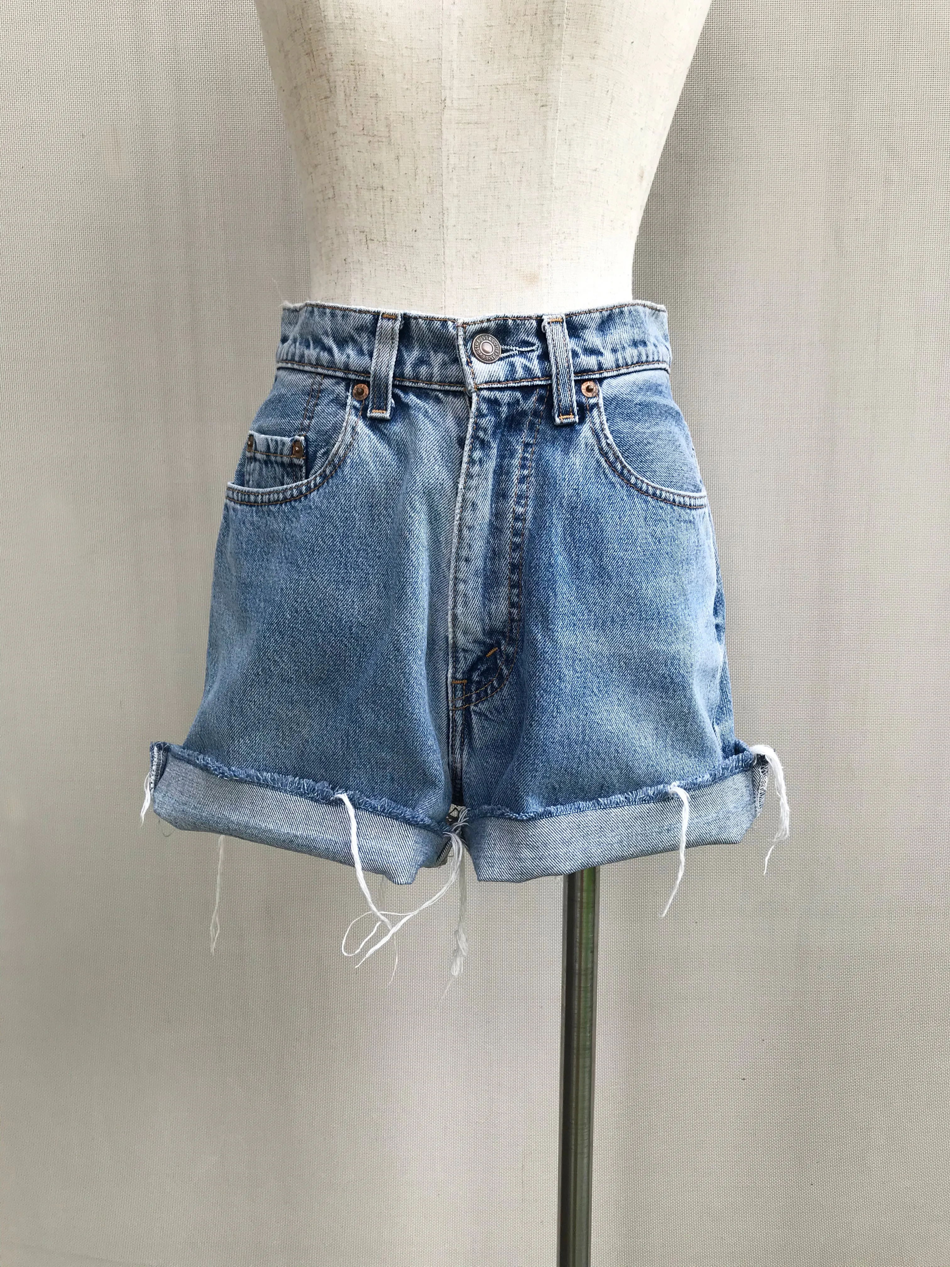 80s Classic Levi Strauss High Rise Acid-Wash Cropped Denim Shorts