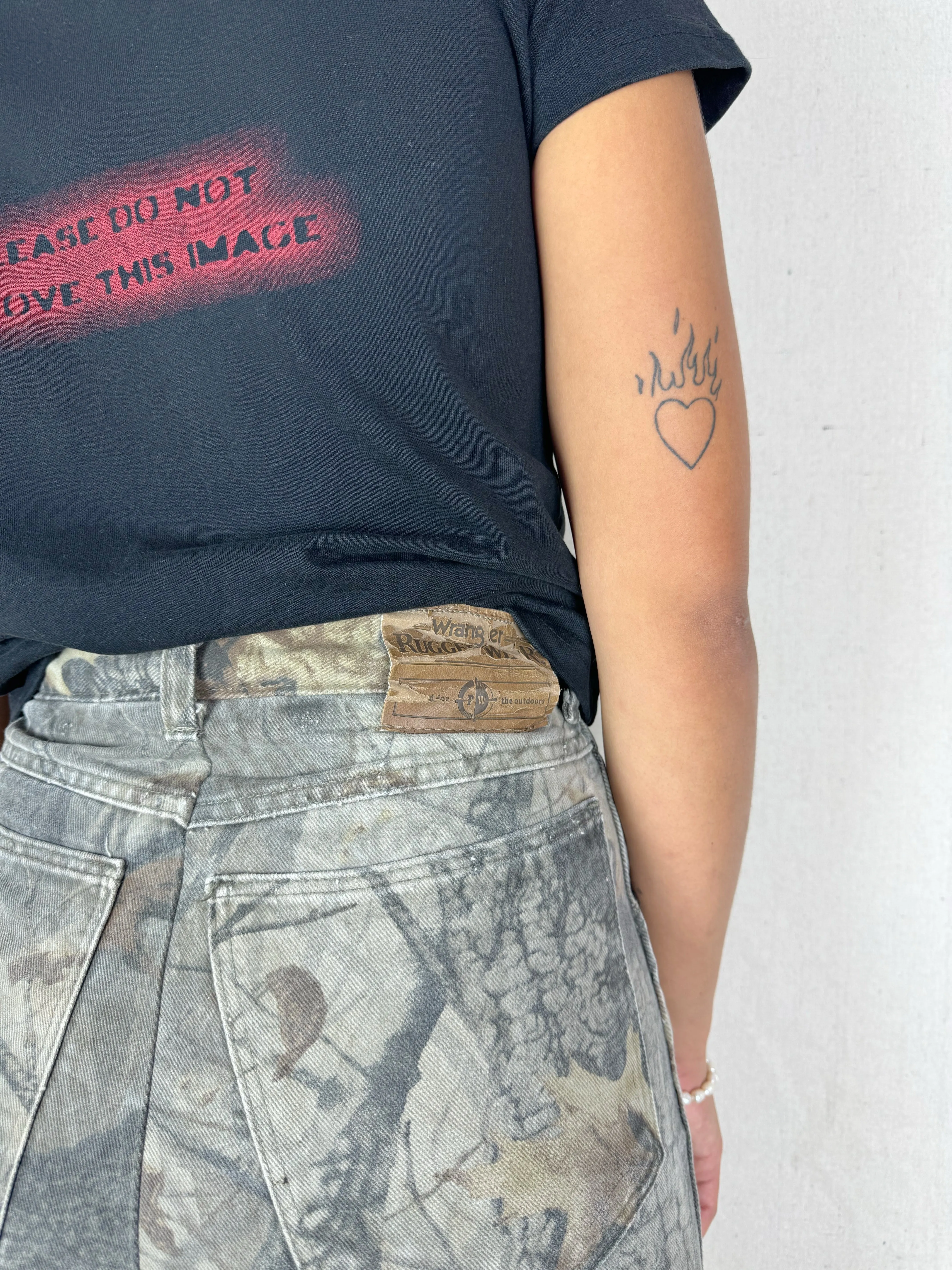 90's Wrangler Realtree Camo Vintage Jeans Size 27x30