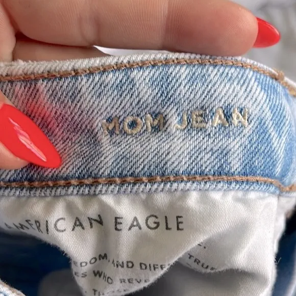 AE Stretch Mom Jean