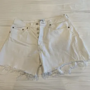 Agolde Parker vintage cut off shorts platinum, white, size 27