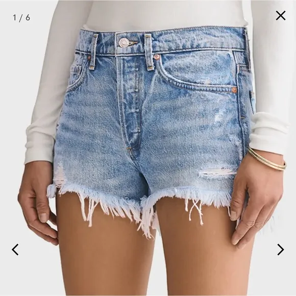 AGOLDE Parker Vintage Frayed Cut-Off Button Fly Light Wash Jean Shorts S…