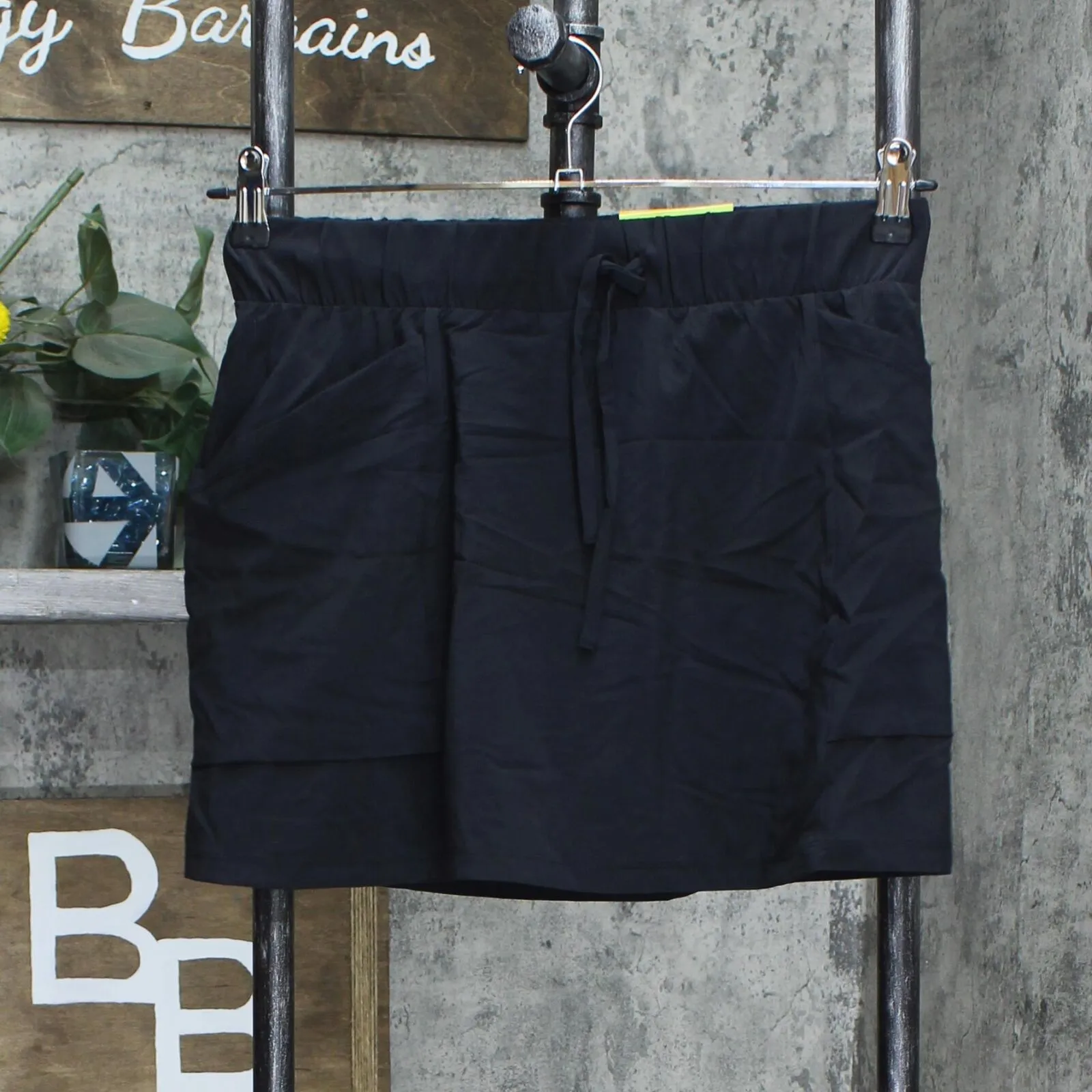 All in Motion Women's Stretch Woven Skort 16" 563188