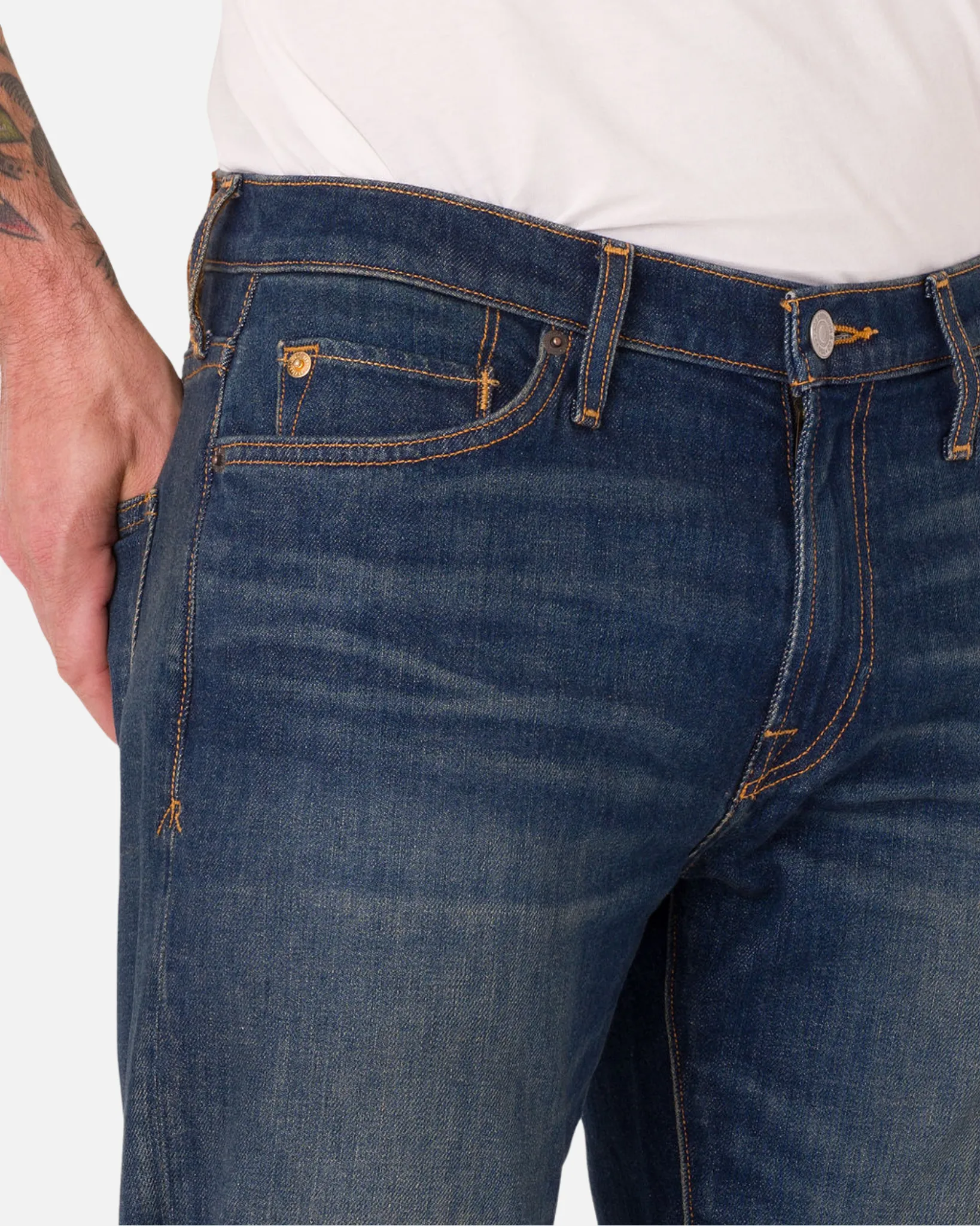 Athletic Straight Denim Jeans - Dirty Vintage