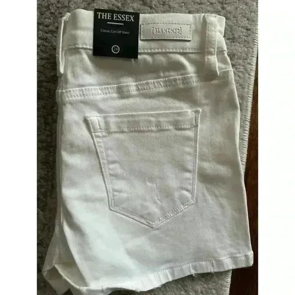 BLANK NYC ESSEX CUT OFF SHORTS- GREAT WHITE NEW NWT!