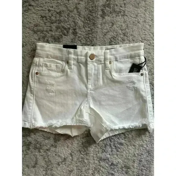 BLANK NYC ESSEX CUT OFF SHORTS- GREAT WHITE NEW NWT!
