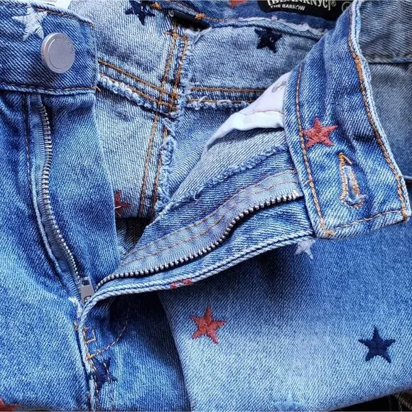 Blank NYC The Barrow Vintage High Rise &quot;Born In The USA&quot; Denim/Jean Shorts