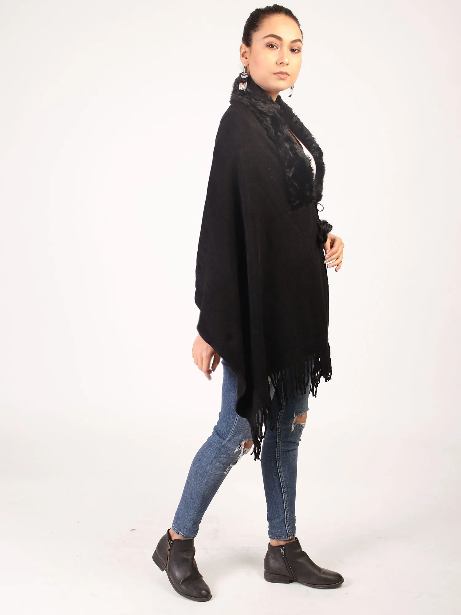 Cape Stole  Black