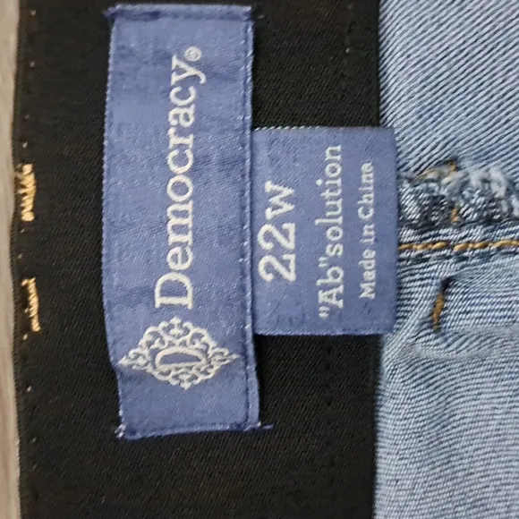Democracy Ab&quot;solution High Rise Vintage Blue Denim Cuffed Shorts