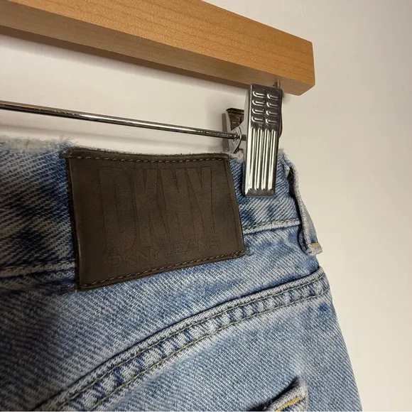 DKNY- Vintage Boot cut blue jeans - Sz 4
