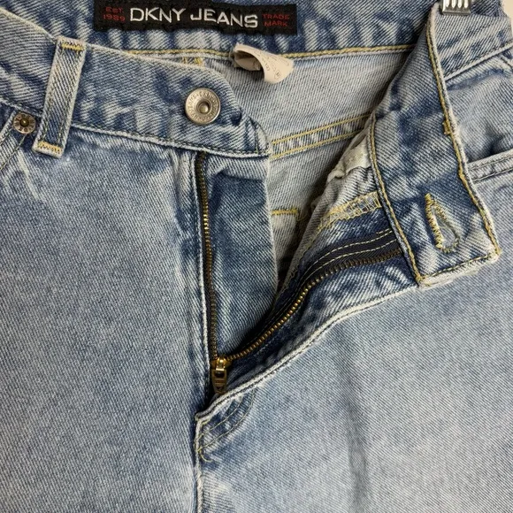 DKNY- Vintage Boot cut blue jeans - Sz 4