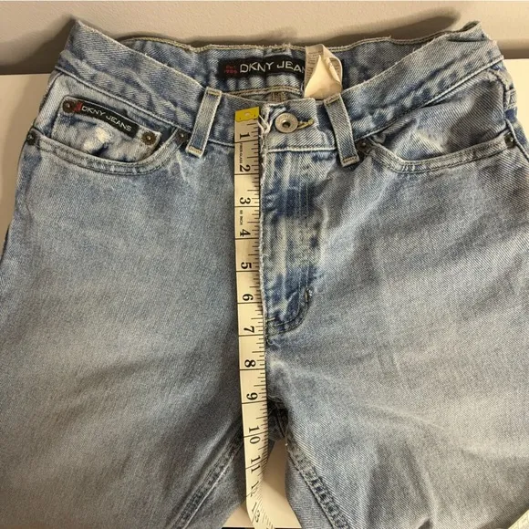 DKNY- Vintage Boot cut blue jeans - Sz 4
