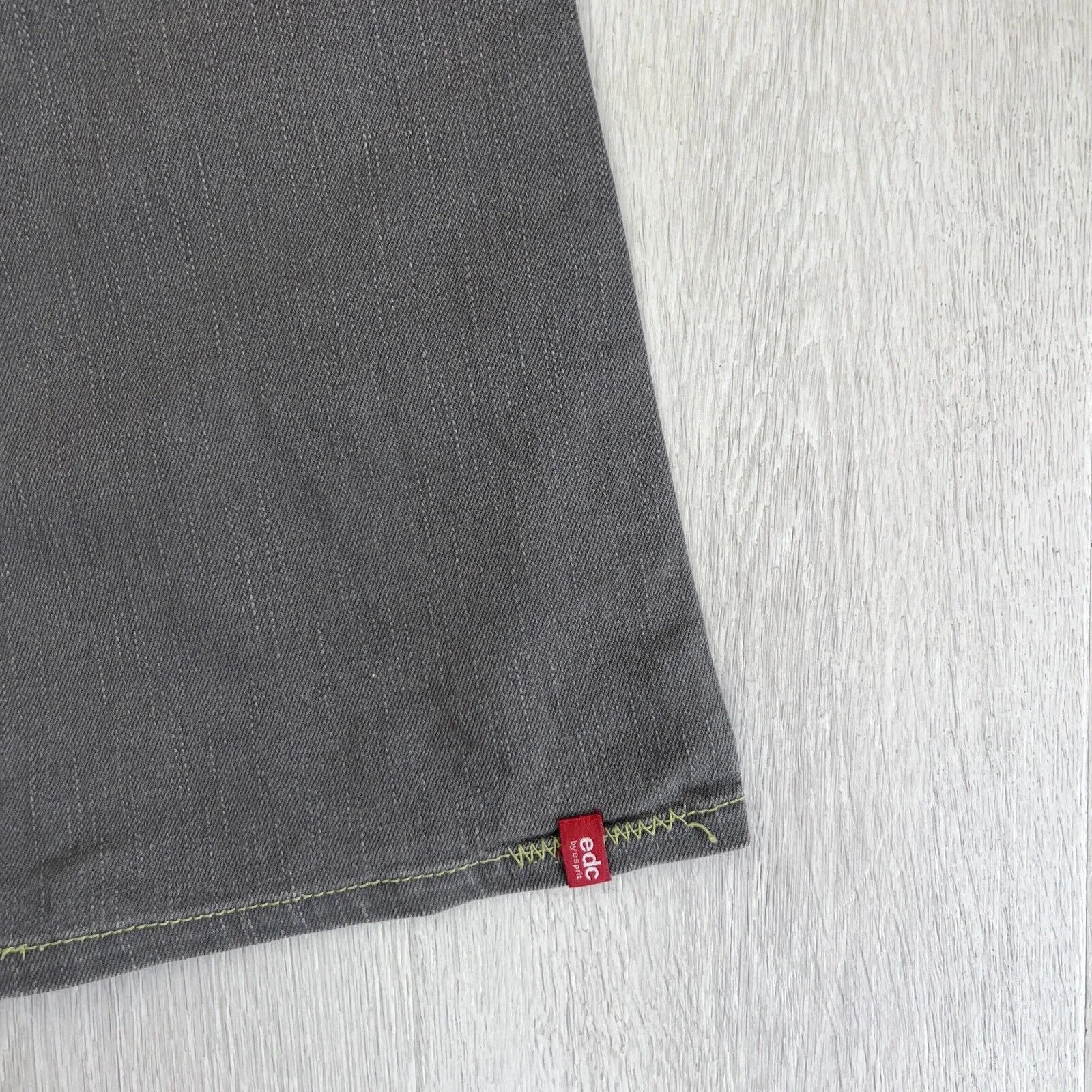 EDC By Esprit Womens Vintage Low Rise Gentle Flair Grey Jeans Size 165/70