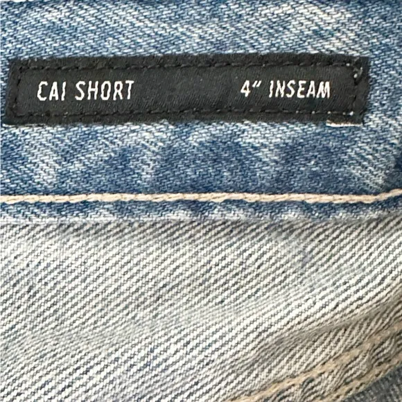 Edwin Cai Jean Shorts 4&quot; Distressed in Cool Size 24