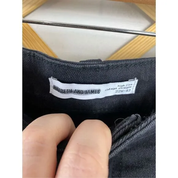 ELIZABETH AND JAMES | The Vintage Straight Black High Rise Jeans Q530