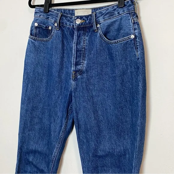 Everlane Curvy 90s Cheeky Organic Cotton Straight Leg Jeans in Deep Atla…