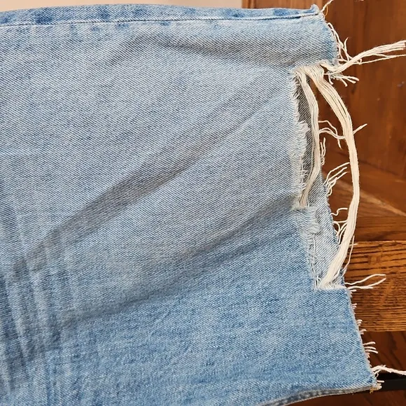 Frame Le Brigette Distressed Denim Shorts