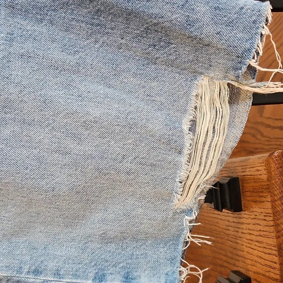 Frame Le Brigette Distressed Denim Shorts
