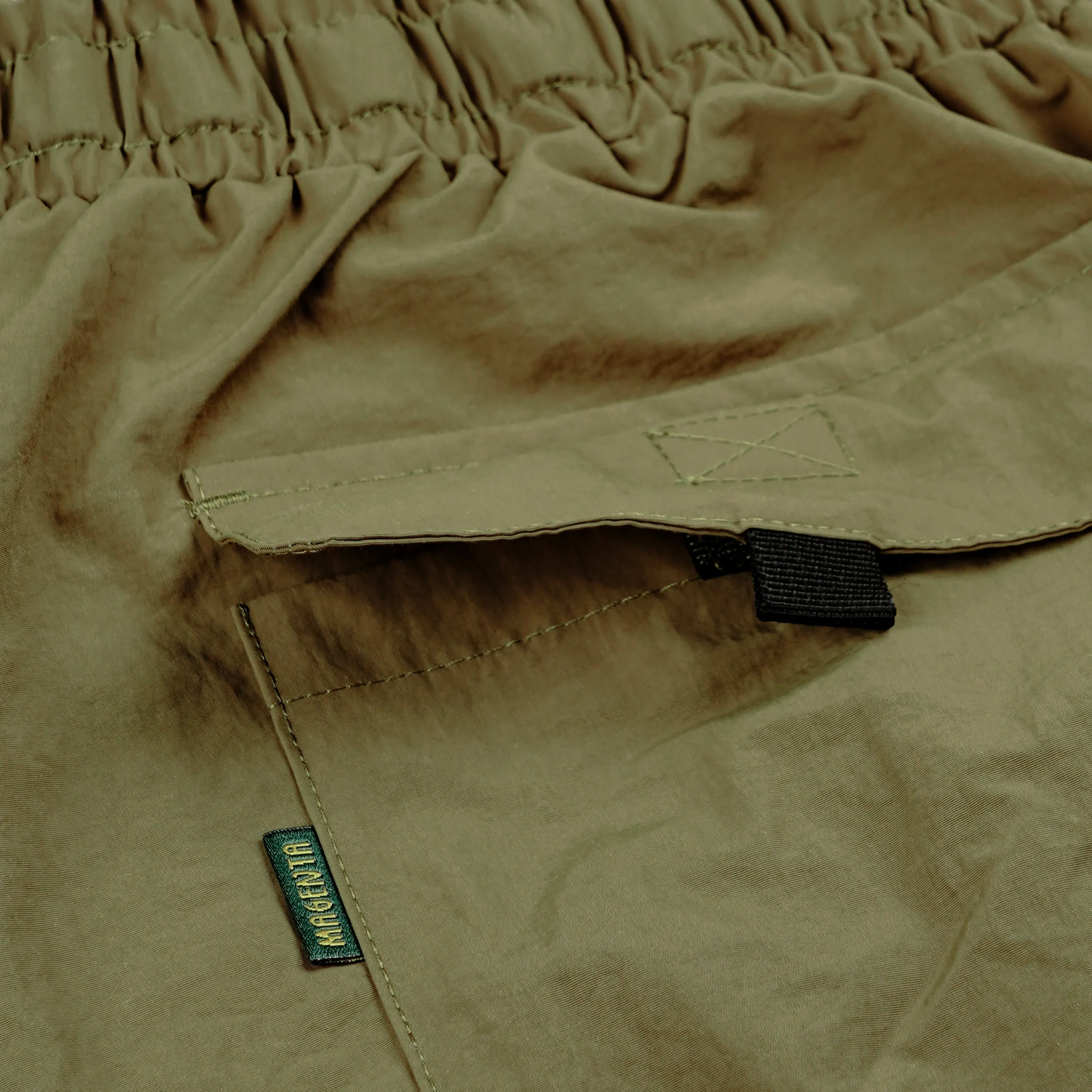 FUTURA SHORTS