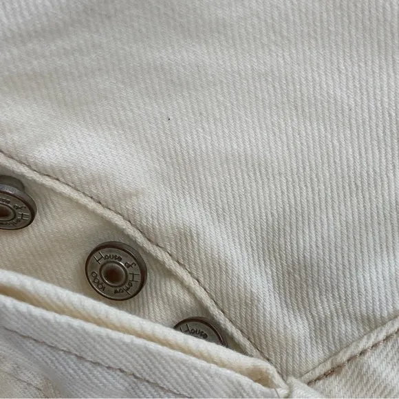House of Harlow High Rise Mom Short Cream Raw Hem Shorts Women’s Size 30