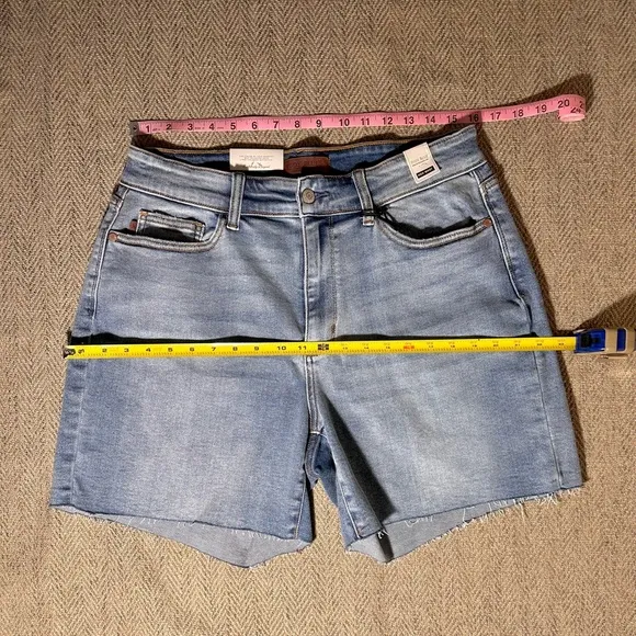 Judy Blue 1XL denim jean shorts hi waist raw hem lite wash JB15276 LT NWT