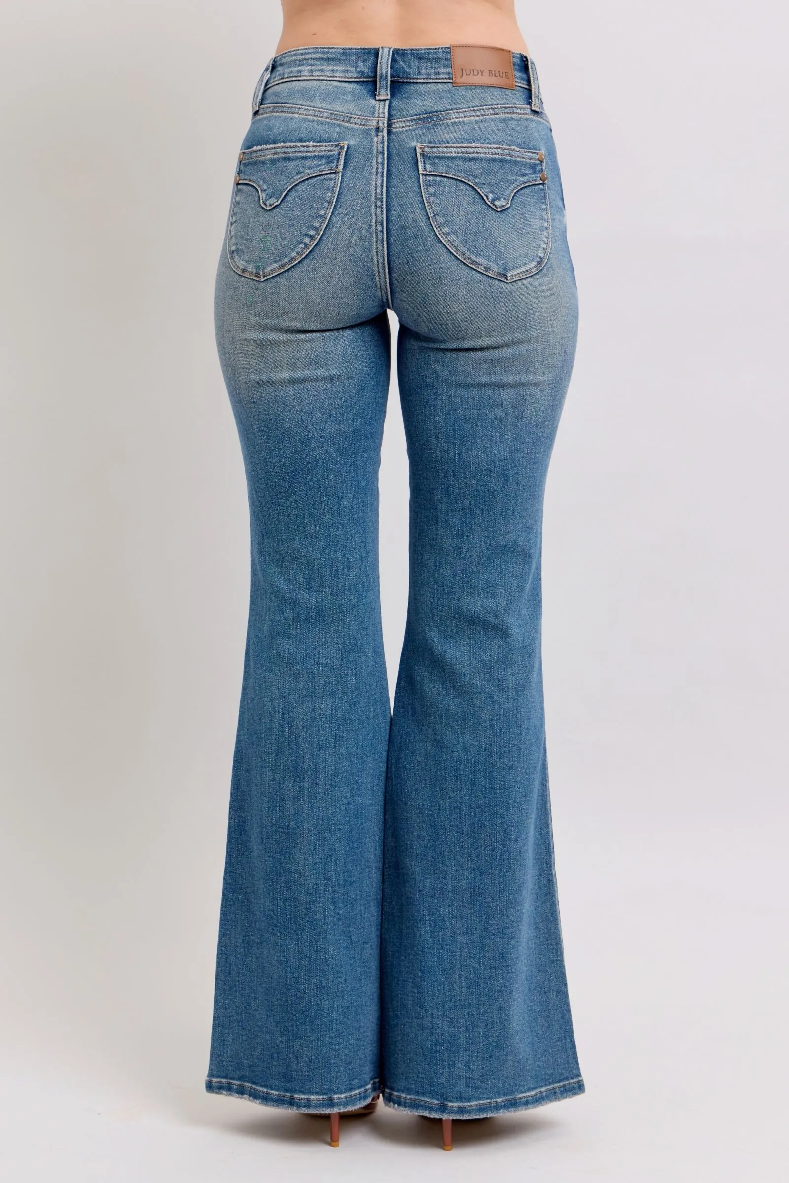 Judy Blue Tummy Control Vintage Wash Jeans