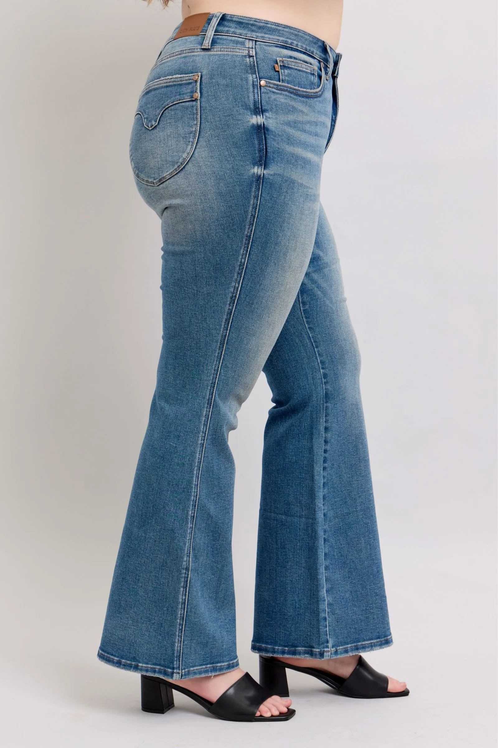Judy Blue Tummy Control Vintage Wash Jeans