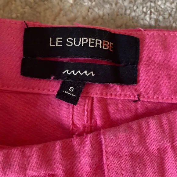 Le Superbe Beach Crawler Cut Off Short in Pink. Size 8