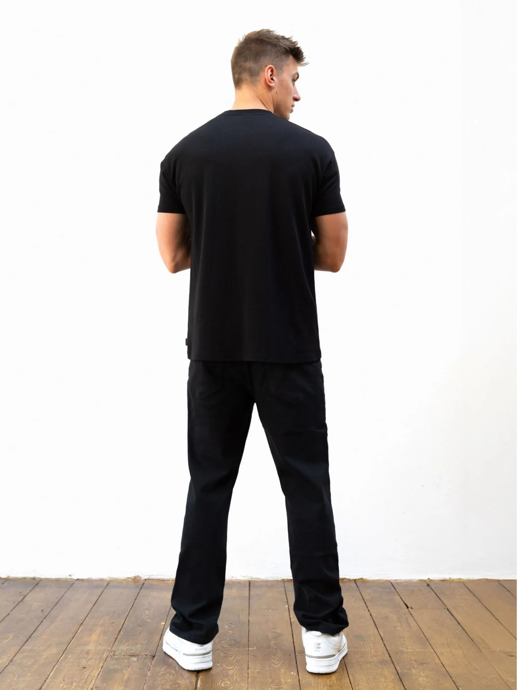Legacy Relaxed T-Shirt - Black