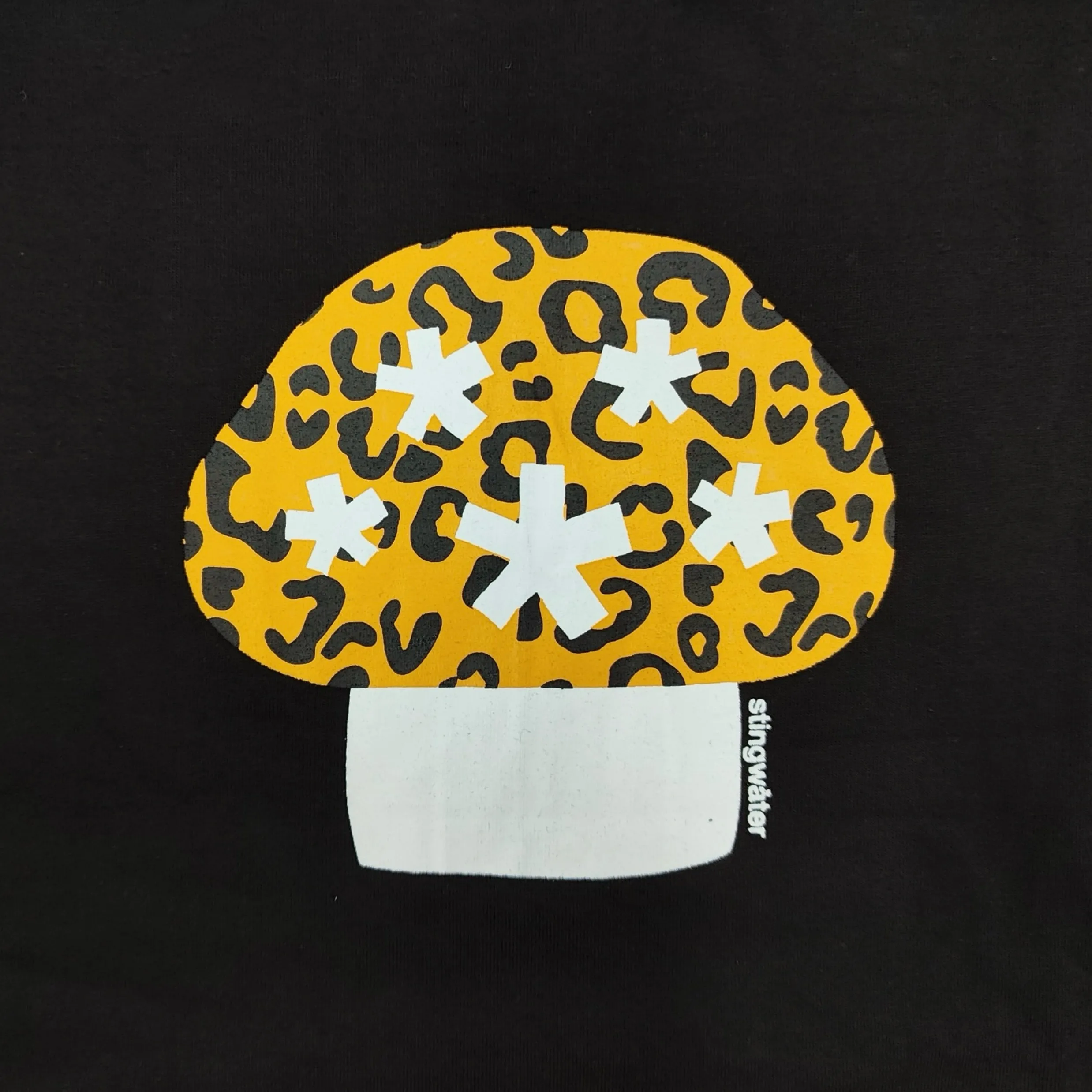Leopard Aga Mushroom T-Shirt Black