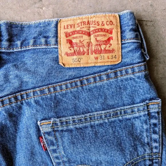 Levi's 550 Dark Blue Denim Frayed Cut-Off Jean Shorts size 31