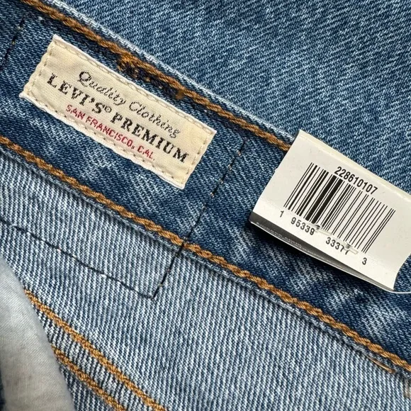 Levi’s WEDGIE ICON FIT ANKLE WOMEN'S JEANS Size 28 NWT