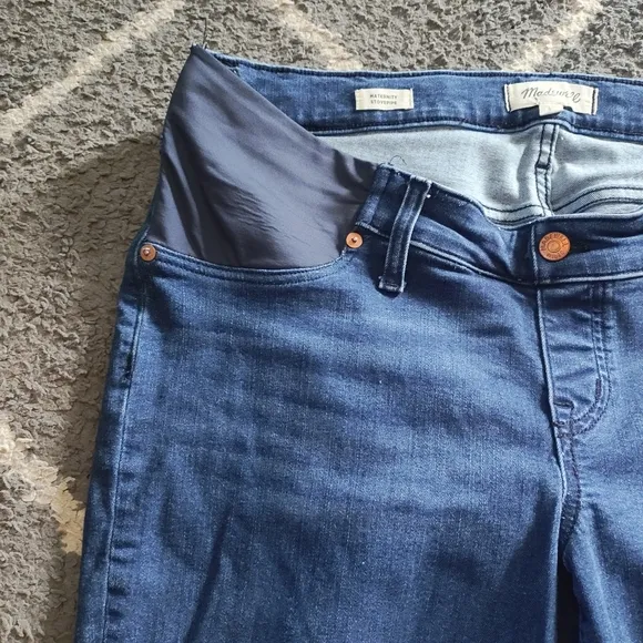 Madewell Maternity Side-Panel Stovepipe Jeans in Dahill Wash Size 31