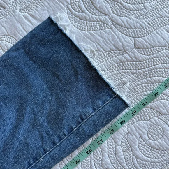 Madewell - Tall Kick Out Crop Jeans - Cherryville Wash