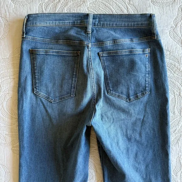 Madewell - Tall Kick Out Crop Jeans - Cherryville Wash