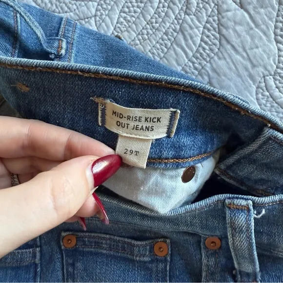 Madewell - Tall Kick Out Crop Jeans - Cherryville Wash