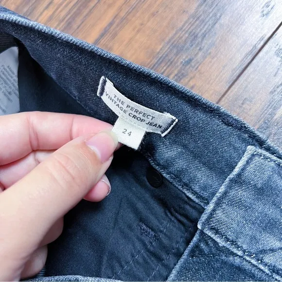 Madewell • The Perfect Vintage Jean in Sumner Wash faded black ankle high rise