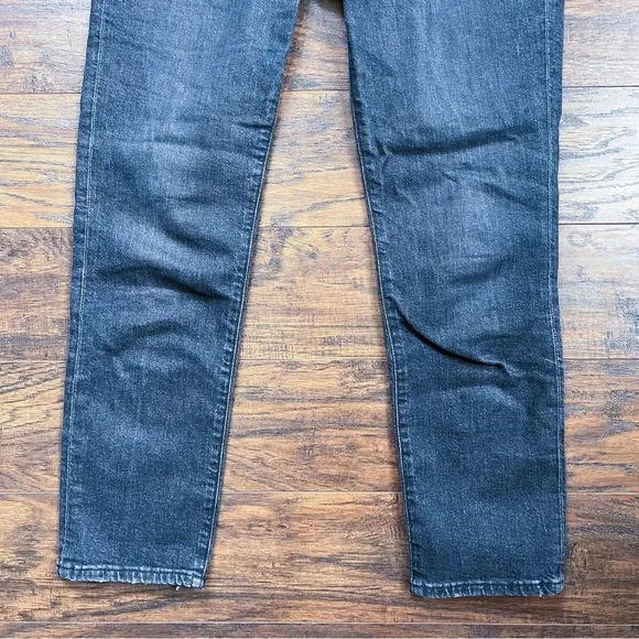 Madewell • The Perfect Vintage Jean in Sumner Wash faded black ankle high rise