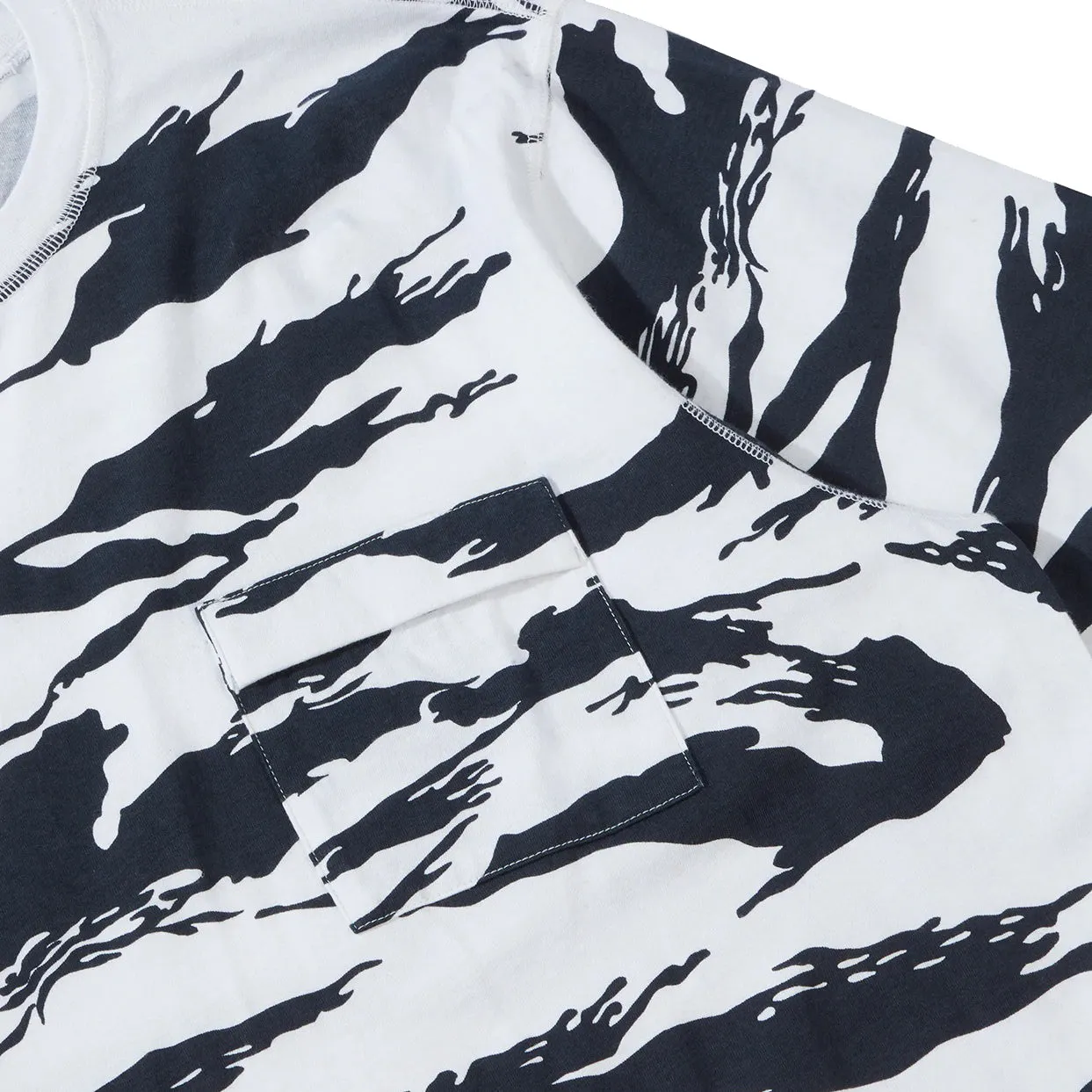 Maharishi Men Camo Pocket T-Shirt Marinier Tigerstripe Sparse