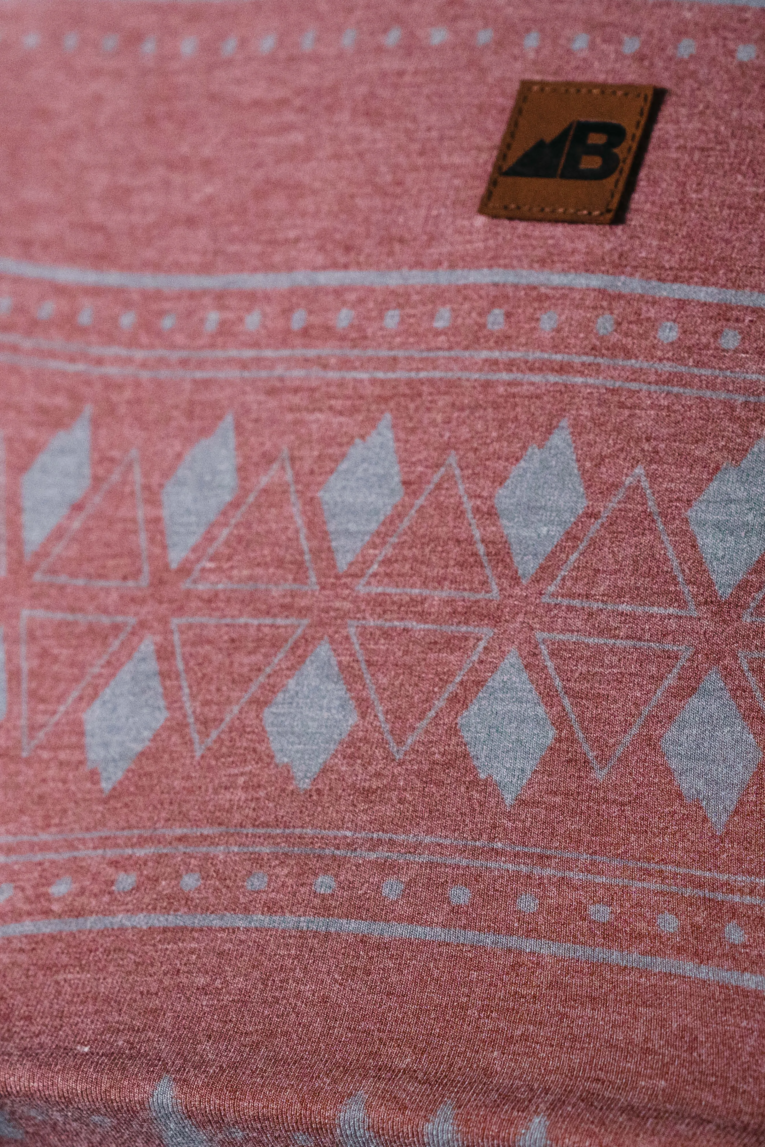 Men's Graphic Traverse Tek Tee