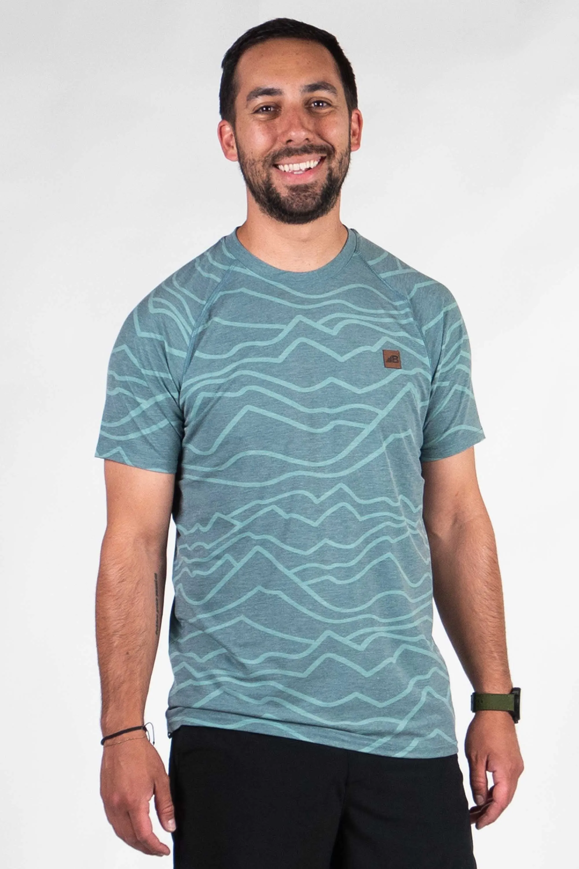 Men's Graphic Traverse Tek Tee