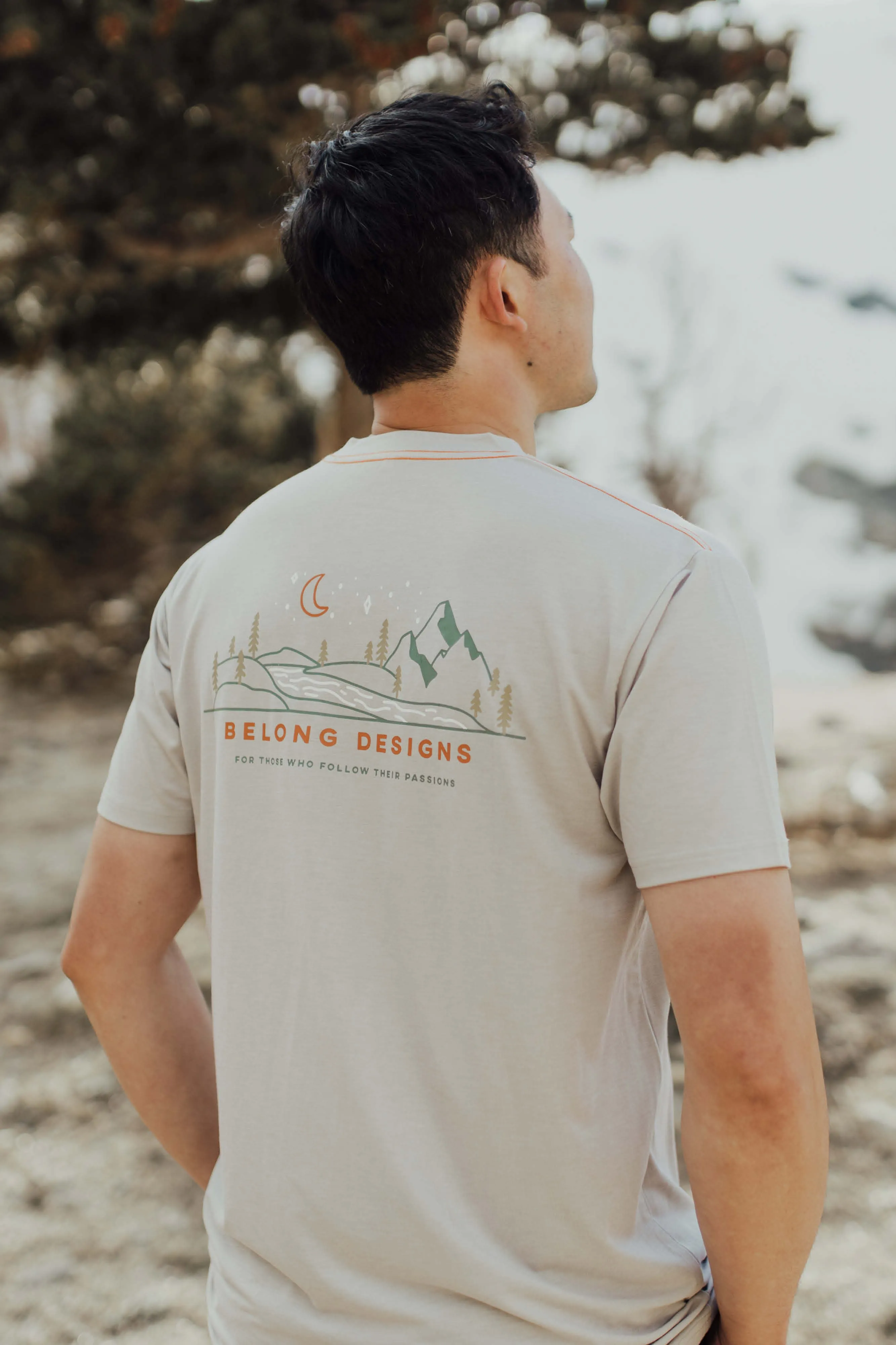 Men's Graphic Traverse Tek Tee
