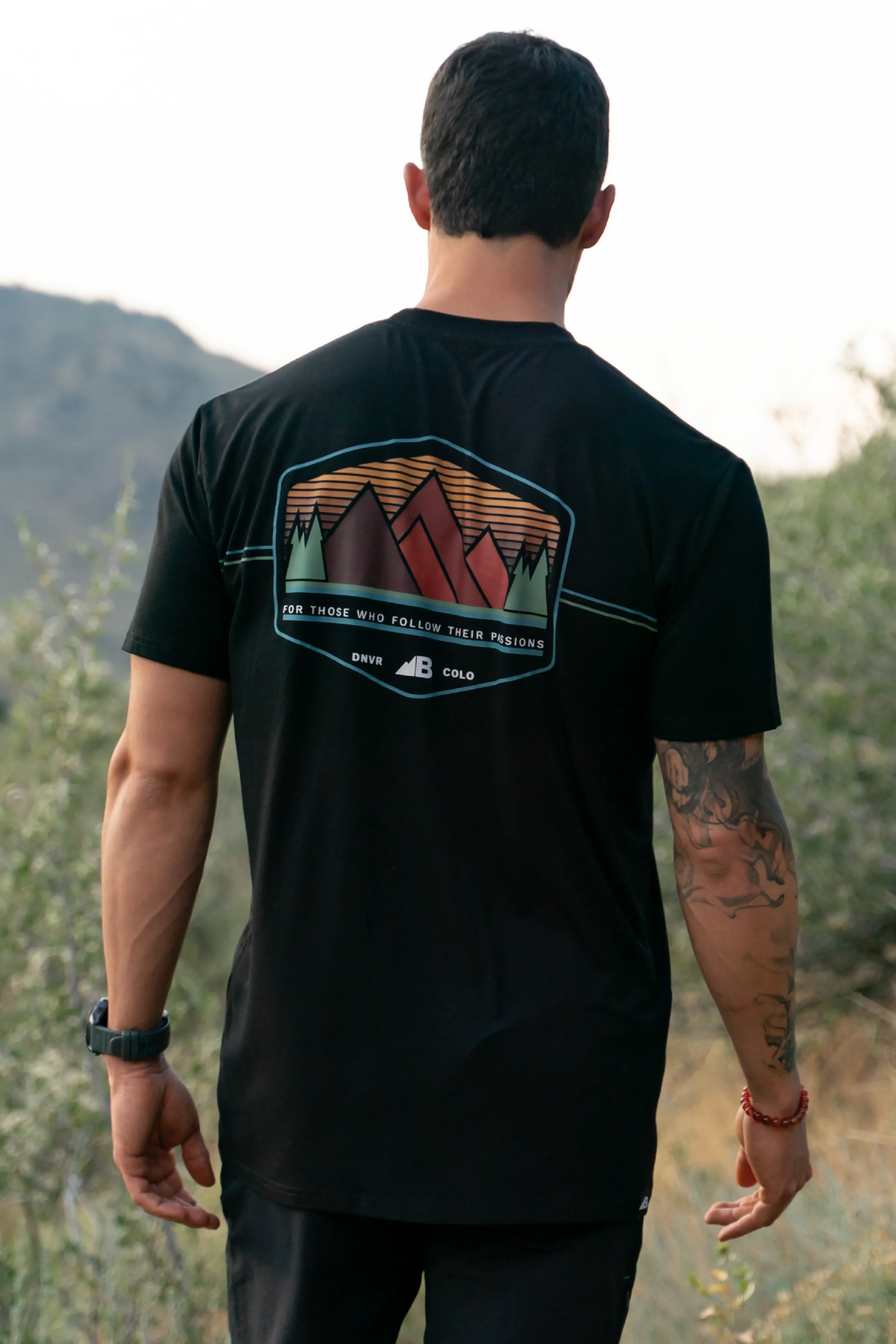 Men's Graphic Traverse Tek Tee