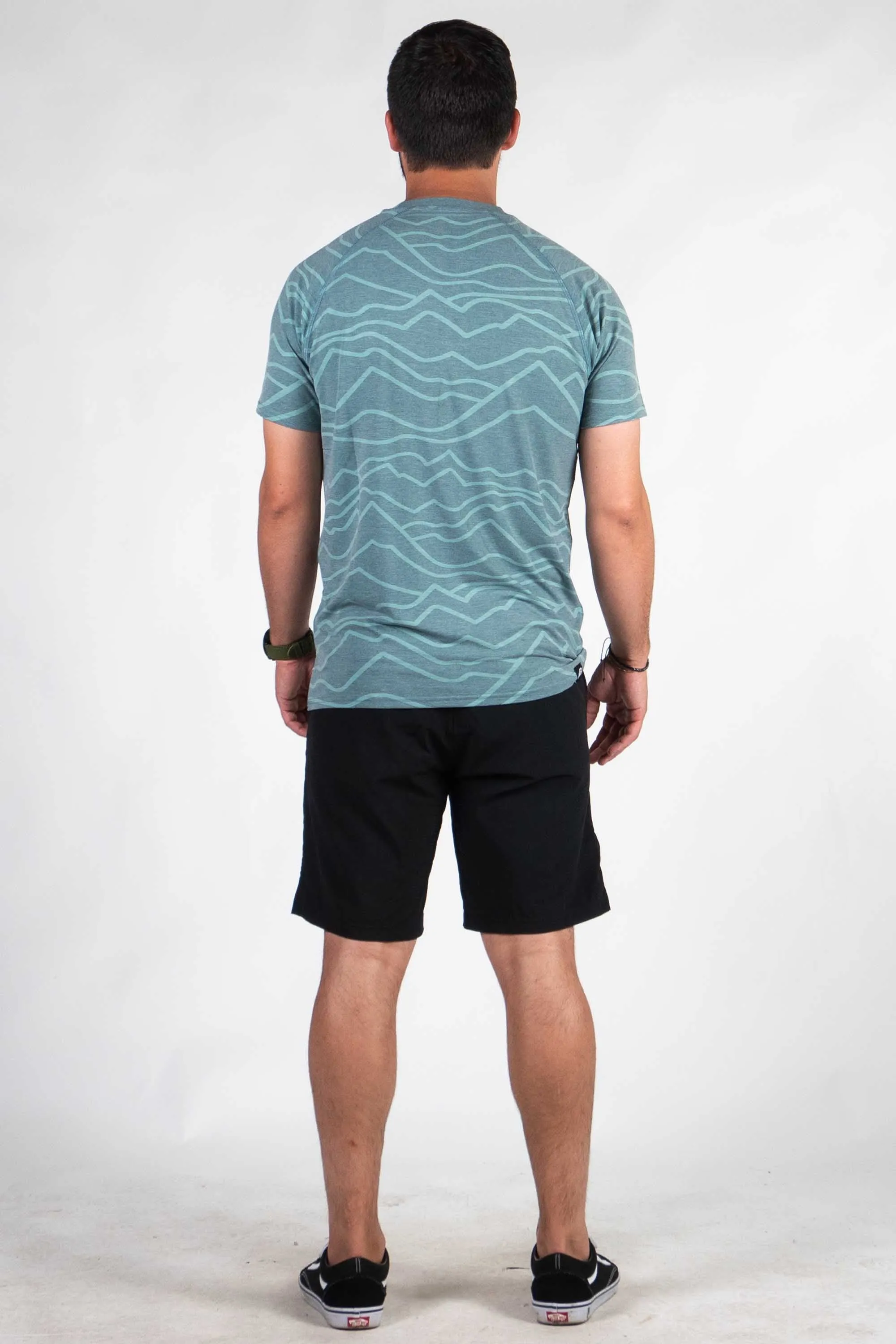 Men's Graphic Traverse Tek Tee