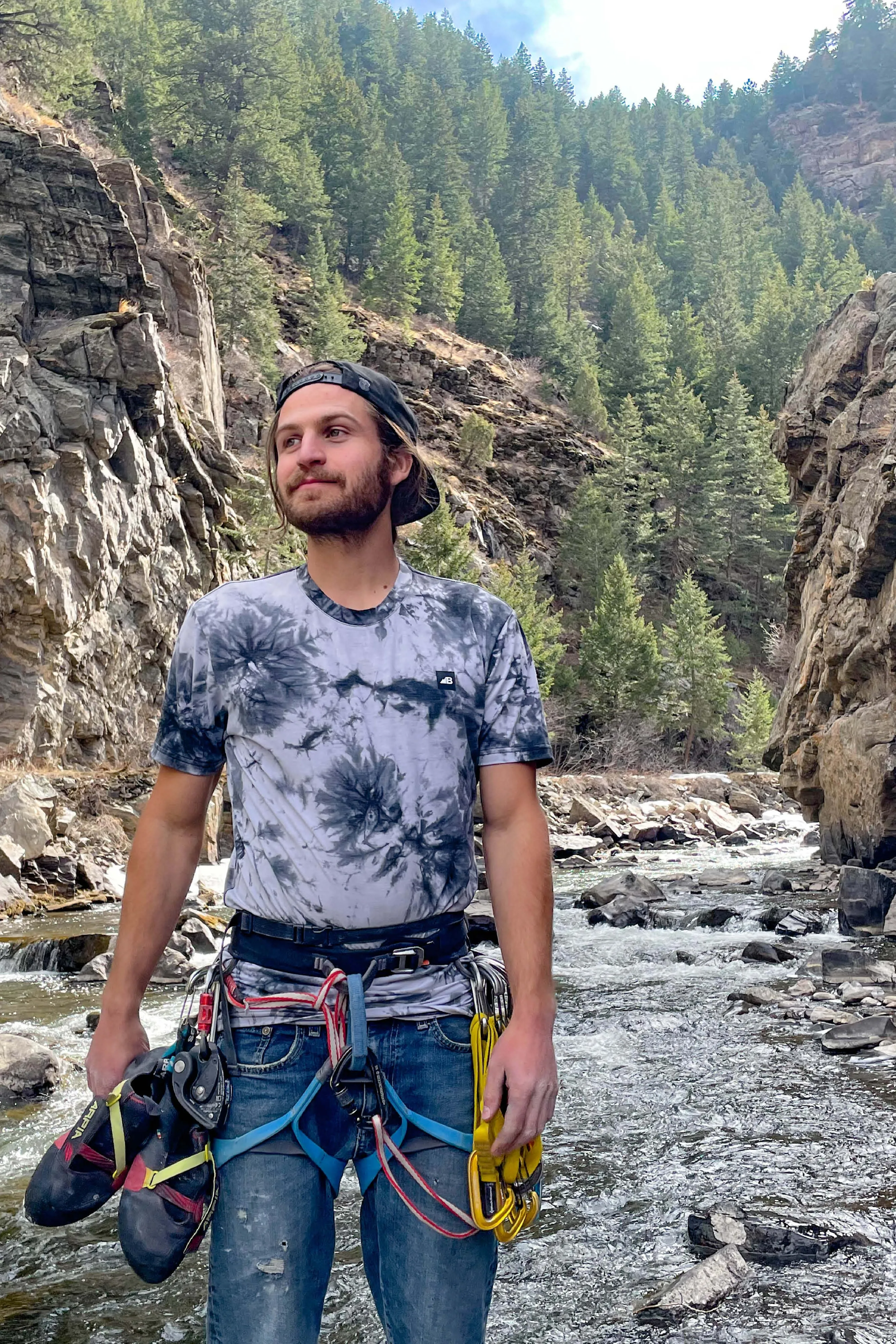 Men's Graphic Traverse Tek Tee