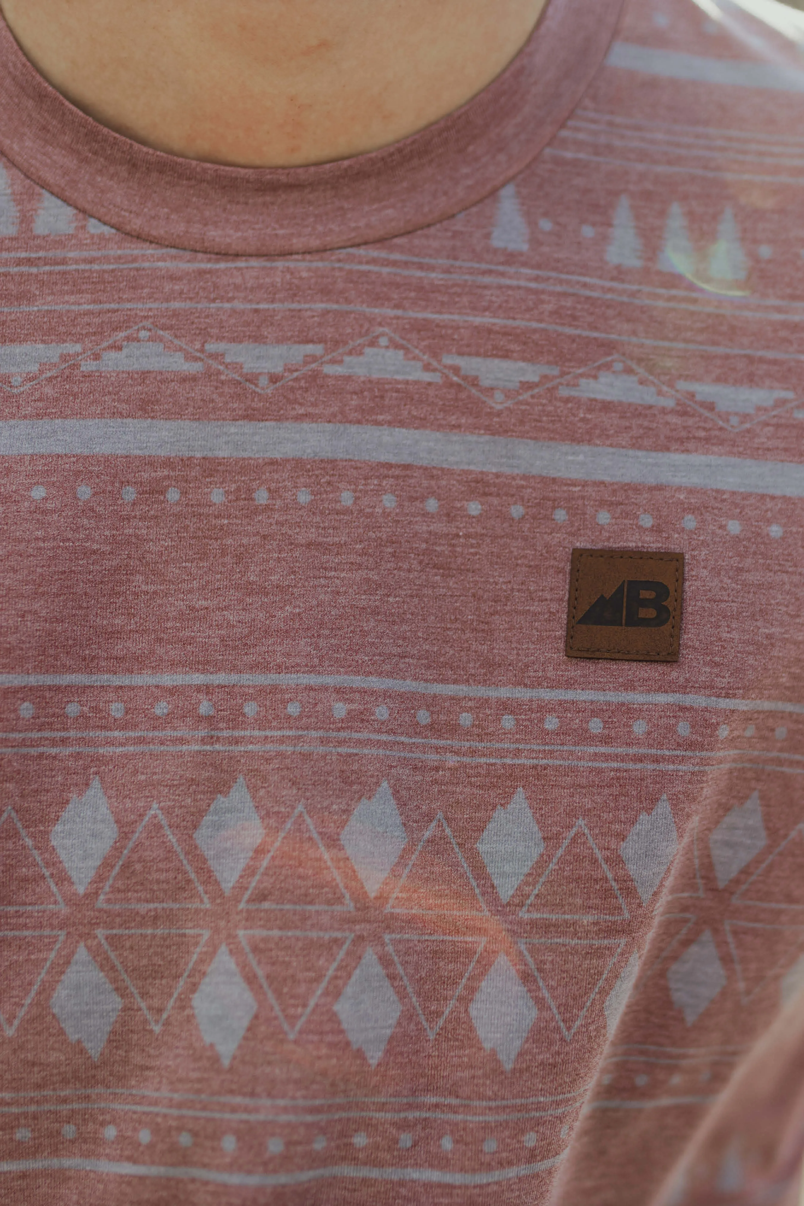 Men's Graphic Traverse Tek Tee