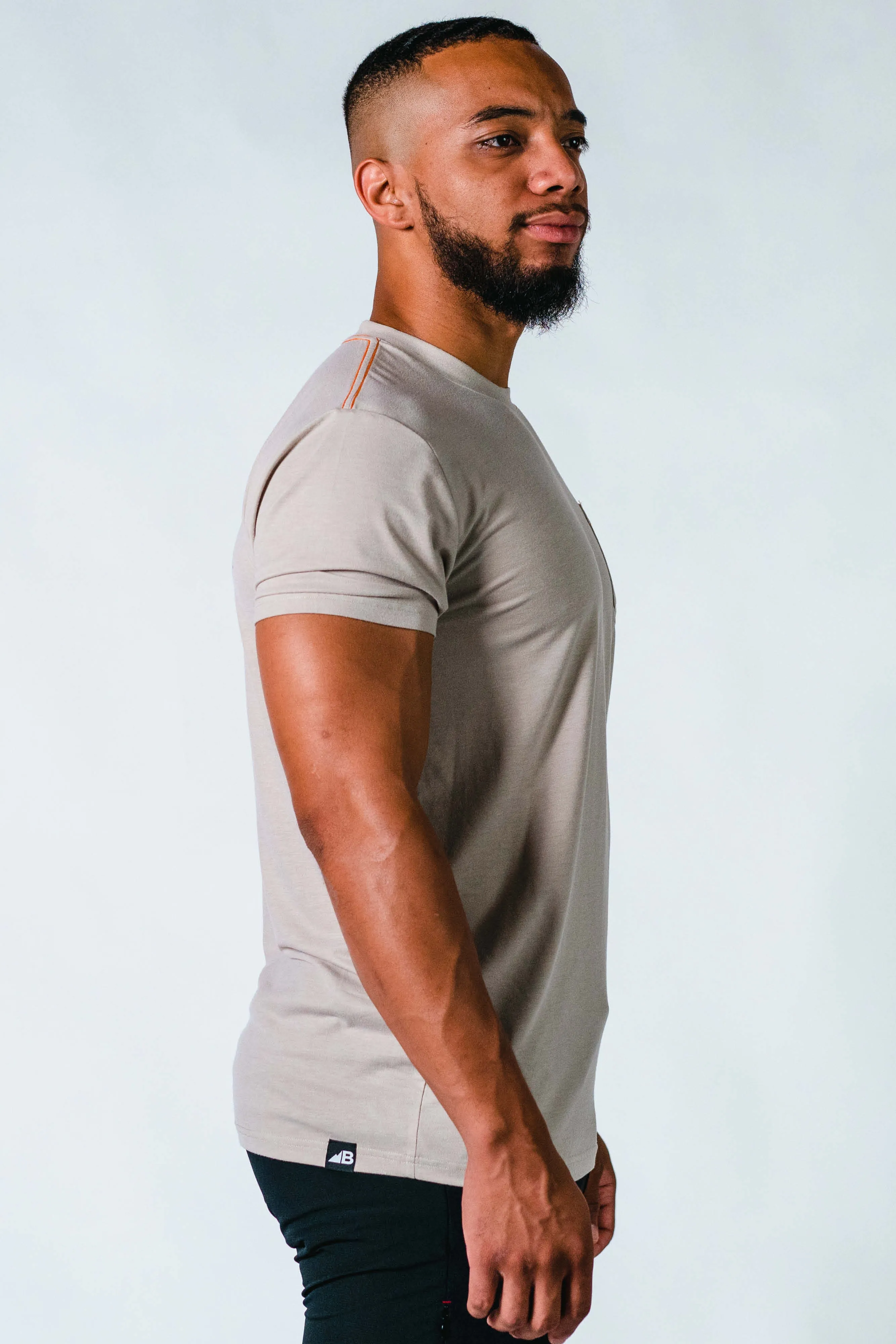 Men's Graphic Traverse Tek Tee