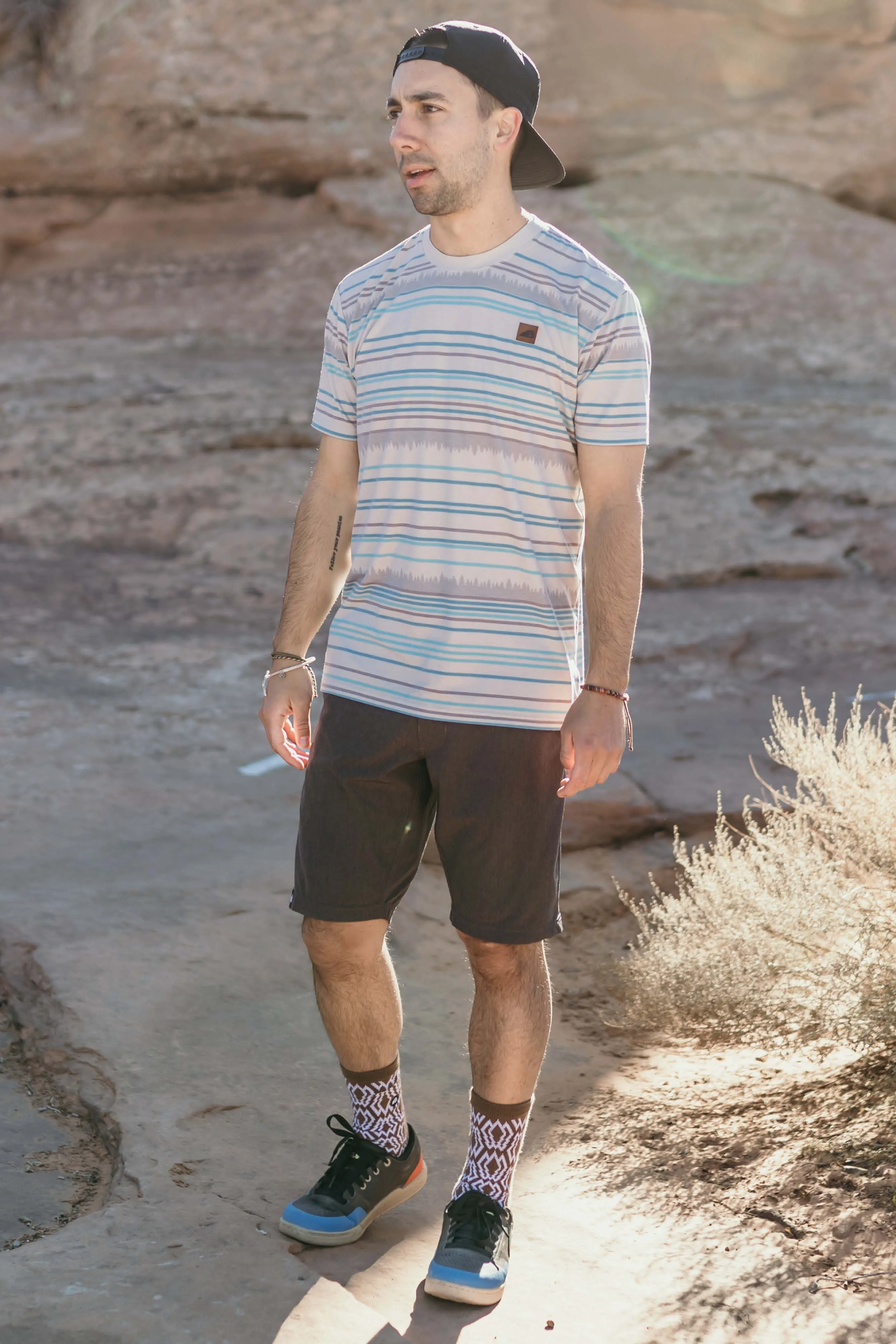 Men's Graphic Traverse Tek Tee